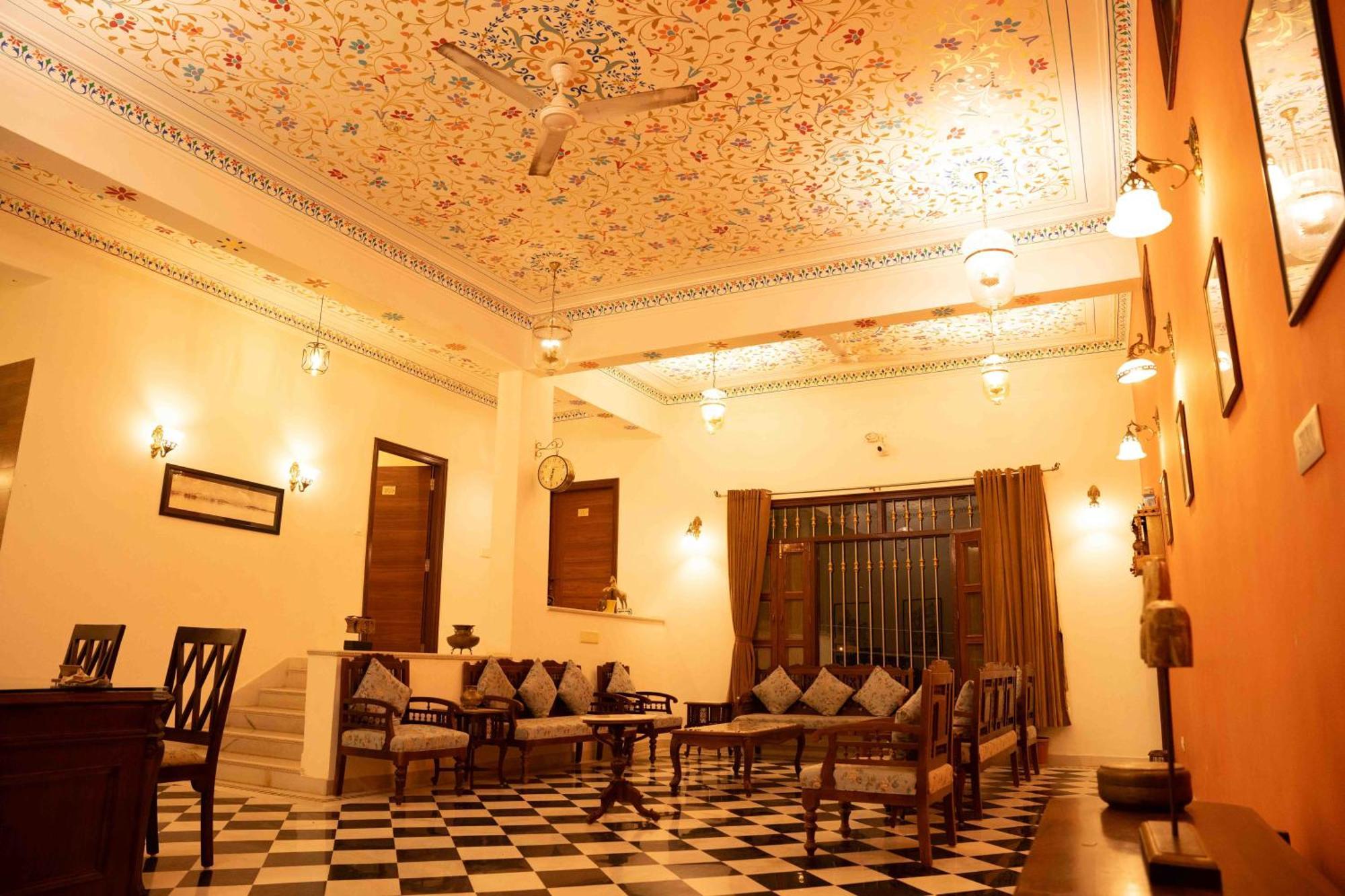 Hotel Karohi Villa Удайпур Екстериор снимка